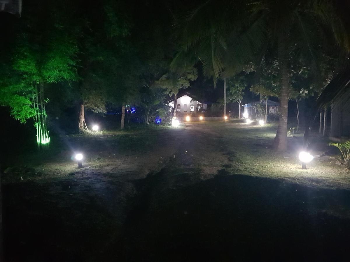 Soma Cabana, Homestay & Restaurant Tangalle Exterior foto